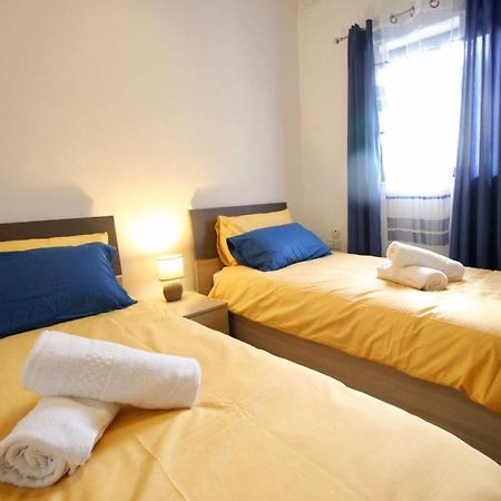 Gzira 3 Bedroom Apartment Exterior photo