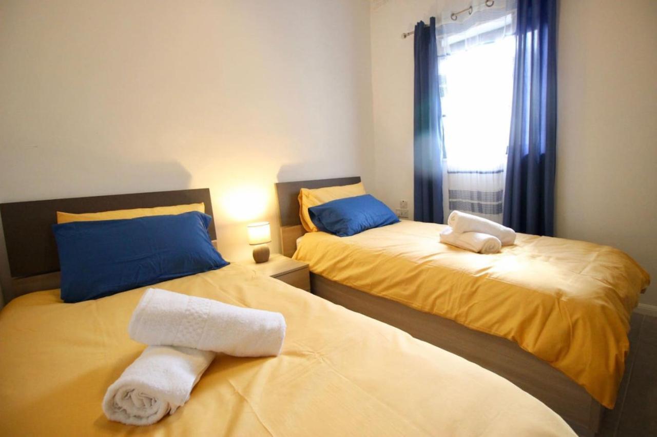 Gzira 3 Bedroom Apartment Exterior photo